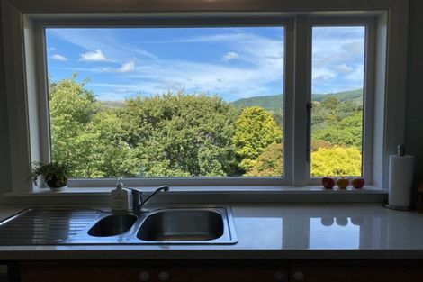 Photo of property in 9 Woodstock Terrace, Tawa, Wellington, 5028