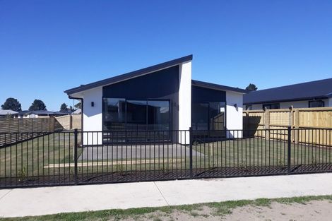 Photo of property in 11 Burrow Street, Rolleston, 7677