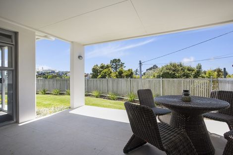 Photo of property in 95b Braemar Road, Castor Bay, Auckland, 0620