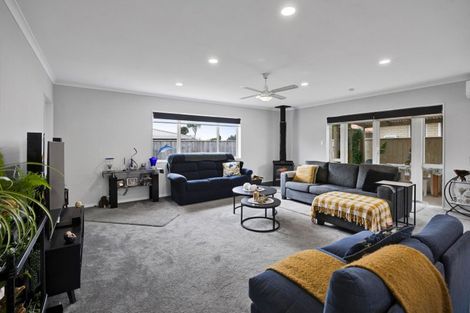 Photo of property in 3d Hinau Street, Inglewood, 4330
