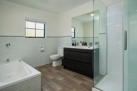 Photo of property in 12a La Veta Avenue, Mount Albert, Auckland, 1025