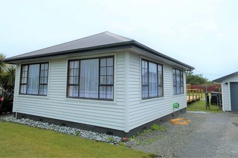 Photo of property in 60 Doyle Street, Blaketown, Greymouth, 7805