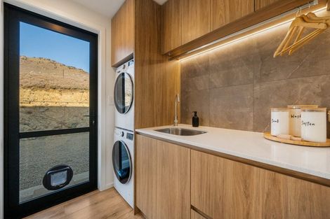 Photo of property in 147 Pigeon Rock Road, Cornish Point, Cromwell, 9384