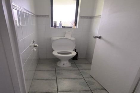 Photo of property in 11 Vireya Court, Goodwood Heights, Auckland, 2105