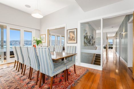 Photo of property in 334 Oriental Parade, Oriental Bay, Wellington, 6011