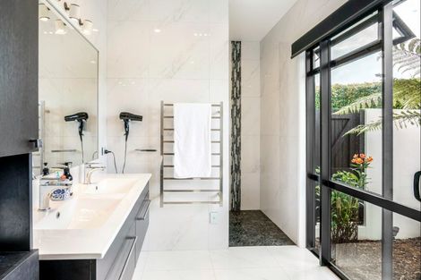 Photo of property in 10 Cochrane Drive, Kerikeri, 0230