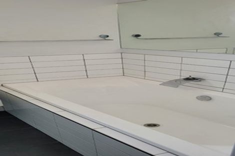 Photo of property in 53 Calvert Road, Lynmouth, New Plymouth, 4310