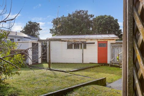 Photo of property in 11 Konini Place, Hawera, 4610