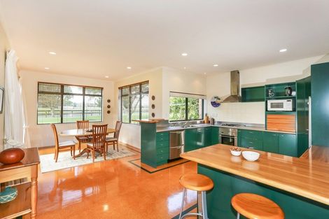 Photo of property in 24 Derbyshire Lane, Karaka, Papakura, 2580