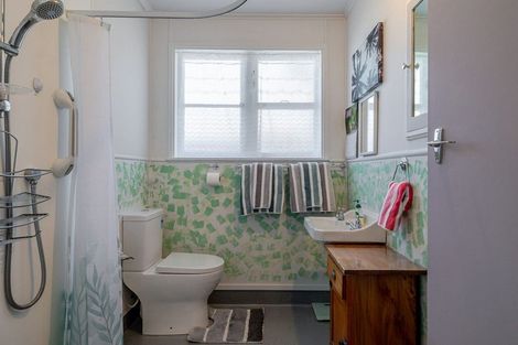 Photo of property in 39 Andrew Avenue, Roslyn, Palmerston North, 4414