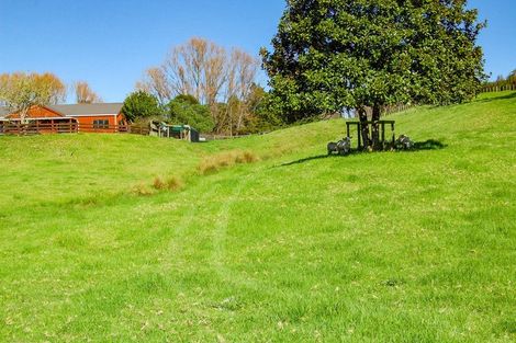 Photo of property in 82 Settlement Road, Kaiwaka, 0573