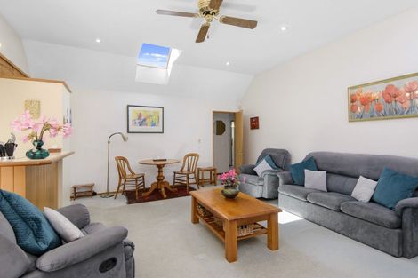 Photo of property in 2/6 Penhelig Place, Burnside, Christchurch, 8053