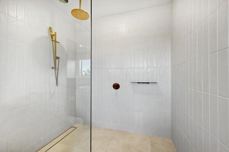 Photo of property in 14 The Fairways, Kinloch, Taupo, 3377