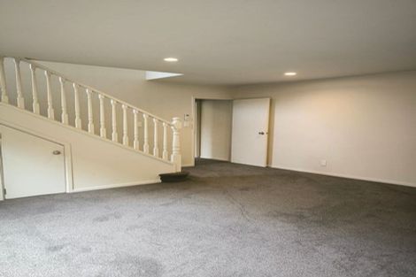 Photo of property in 8a Tide Close, Mount Wellington, Auckland, 1060