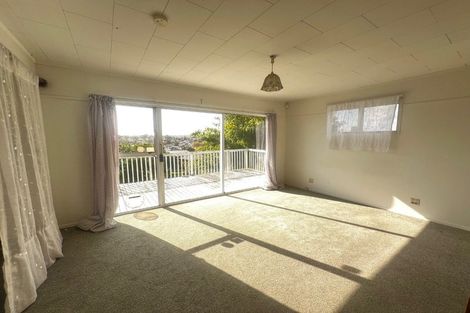 Photo of property in 279 Pakuranga Road, Pakuranga Heights, Auckland, 2010