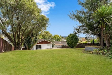 Photo of property in 21 Longreach Drive, Sunnyvale, Auckland, 0612