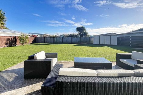Photo of property in 55 Raglan Avenue, Cloverlea, Palmerston North, 4412