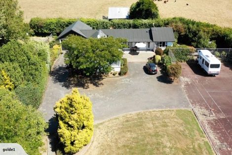 Photo of property in 255 Pharazyn Road, Feilding, 4777