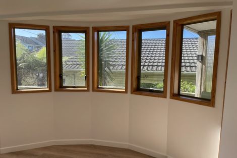 Photo of property in 19 Oku Street, Island Bay, Wellington, 6023