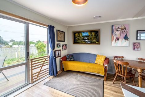 Photo of property in 15 Birdwood Street, Featherston, 5710