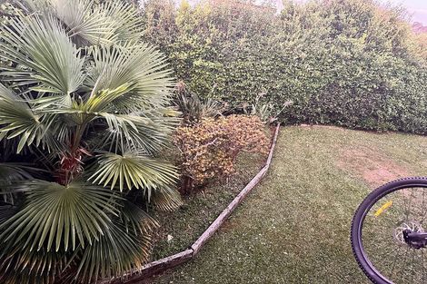 Photo of property in 121 Carlisle Road, Northcross, Auckland, 0632