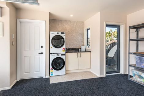 Photo of property in 16 Clyde Road, Upper Riccarton, Christchurch, 8041