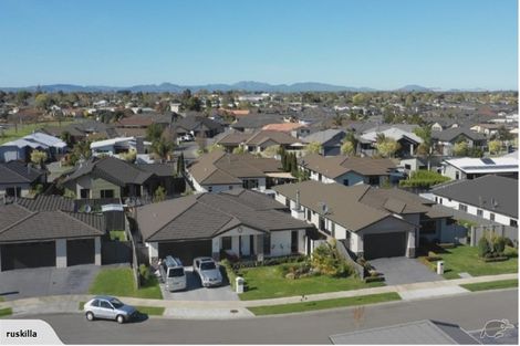 Photo of property in 12 Waitaki Way, Poraiti, Napier, 4112