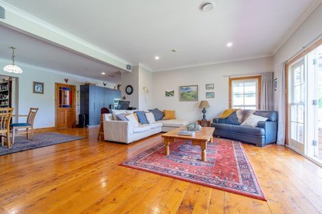 Photo of property in 1213 Kauangaroa Road, Fordell, Whanganui, 4577