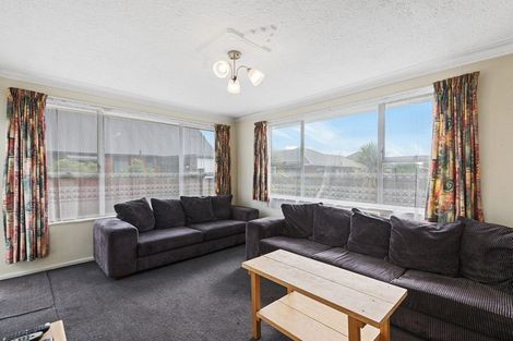 Photo of property in 2/272 Main North Road, Redwood, Christchurch, 8051