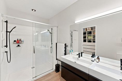 Photo of property in 17 Lawry Street, Blagdon, New Plymouth, 4310