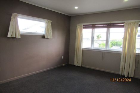 Photo of property in 1/15 Gilfillan Street, Blockhouse Bay, Auckland, 0600