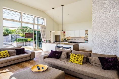 Photo of property in 9 Wharf Road, Albany, Auckland, 0632