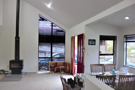 Photo of property in 6 Tokay Place, Huapai, Kumeu, 0810