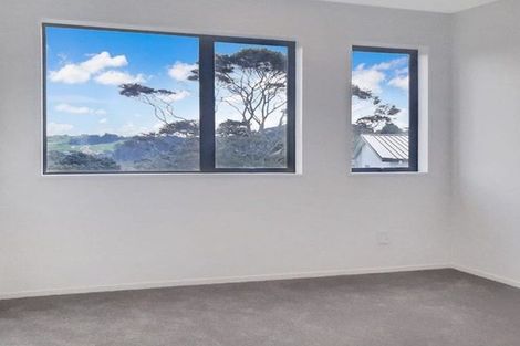 Photo of property in 134e Tiriwa Drive, Massey, Auckland, 0614