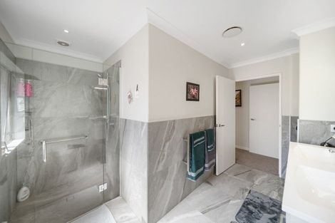 Photo of property in 16 Carpenter Lane, Silverdale, 0932