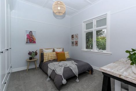 Photo of property in 36 Belt Road, Moturoa, New Plymouth, 4310