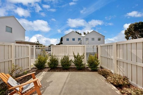 Photo of property in 6/24 Dampier Street, Woolston, Christchurch, 8023