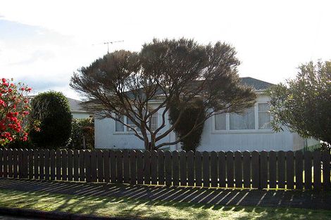 Photo of property in 8 Weka Place, Masterton, 5810