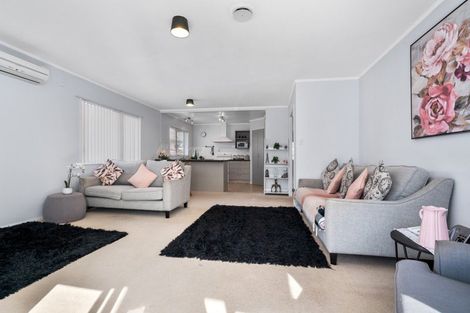 Photo of property in 14 Pemberton Crescent, Greerton, Tauranga, 3112