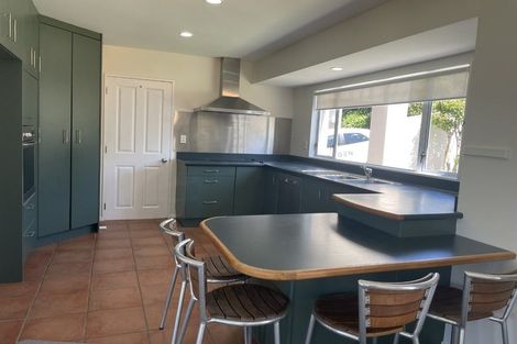 Photo of property in 9 The Topdeck, Whitby, Porirua, 5024