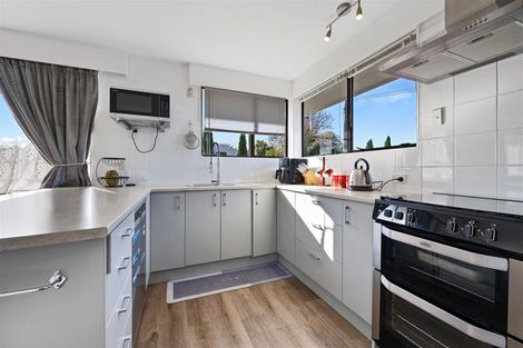 Photo of property in 2/38 Brookside Terrace, Bryndwr, Christchurch, 8053