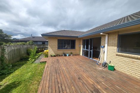 Photo of property in 128 Charles Prevost Drive, The Gardens, Auckland, 2105