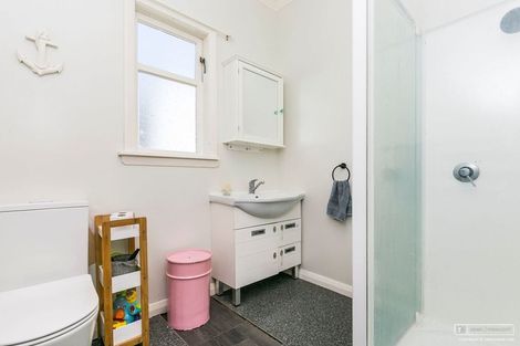 Photo of property in 46 Whanake Street, Titahi Bay, Porirua, 5022