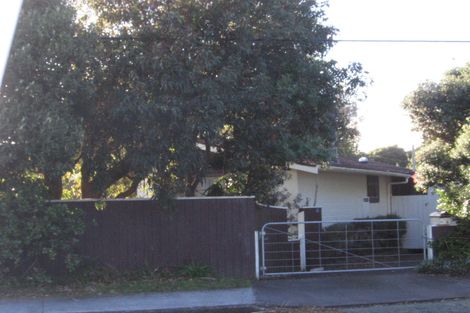 Photo of property in 3 Konini Crescent, Waikanae Beach, Waikanae, 5036