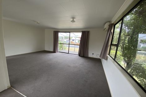 Photo of property in 8 Purcell Place, Melville, Hamilton, 3206