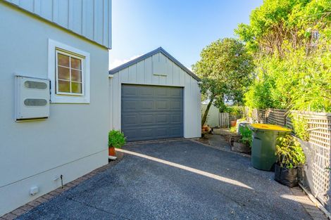Photo of property in 1032 Scenic Drive North, Swanson, Auckland, 0816