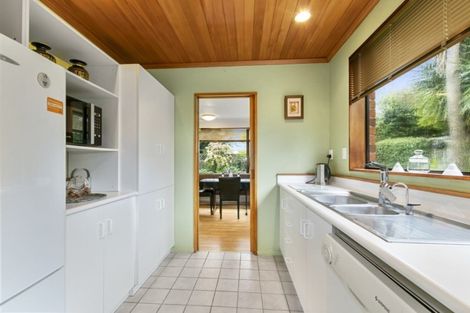 Photo of property in 36a Whites Line West, Woburn, Lower Hutt, 5010