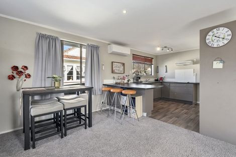 Photo of property in 2/79 Molesworth Street, Taita, Lower Hutt, 5011