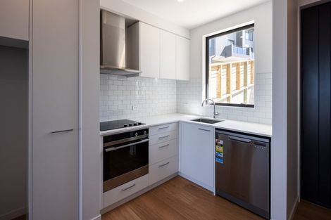 Photo of property in 1/52 High Street, Island Bay, Wellington, 6023