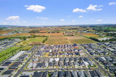 Photo of property in 15 Kapia Street, Pukekohe, 2120